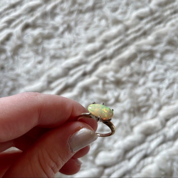 ✨OPAL RING on 14k Gold Band, In EXQUISITE Condition, Vintage - Picture 9 of 15